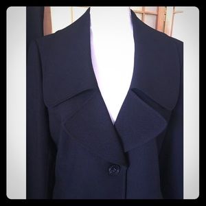 New without tags Gorgeous Black Suit